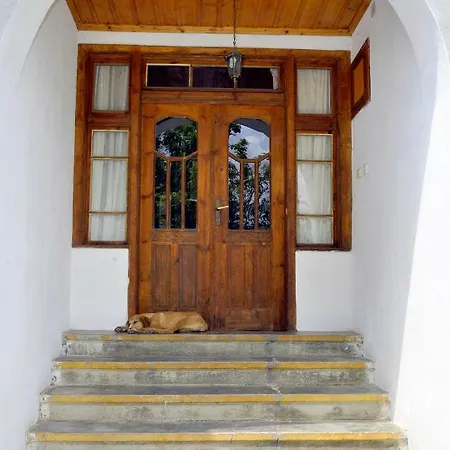 Country house Art House With Big Garden Gabarevo