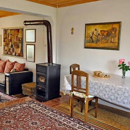 Art House With Big Garden * Gabarevo